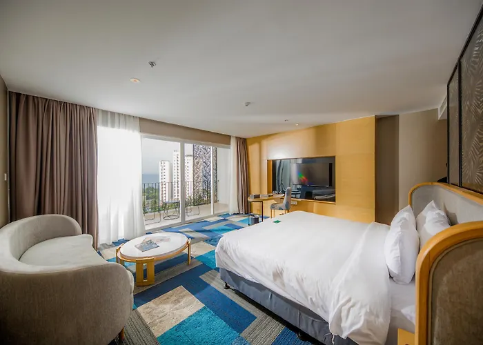 Quinter Central Nha Trang
